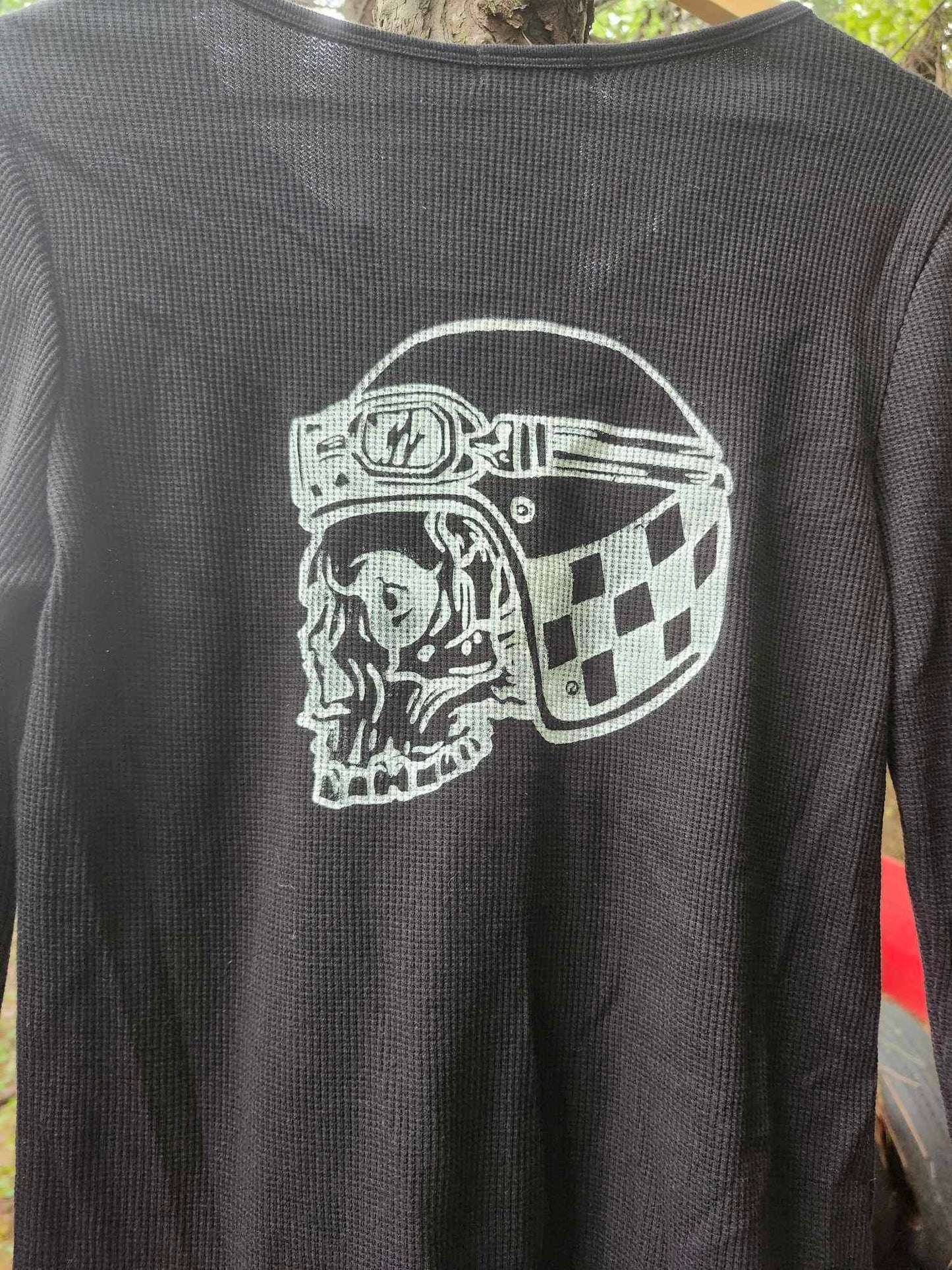 Long sleeve v neck, Size L