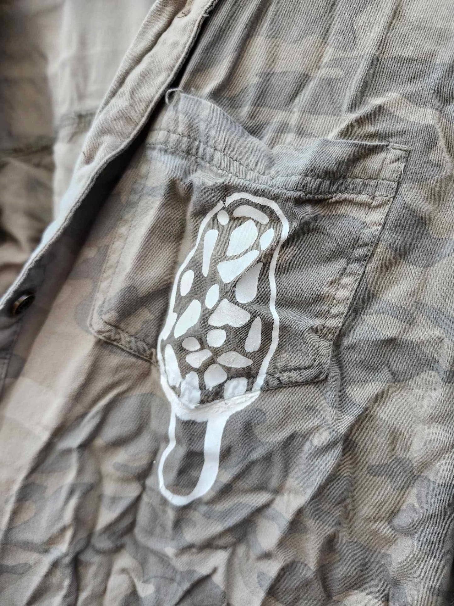 On sale Long sleeve button up, Size M